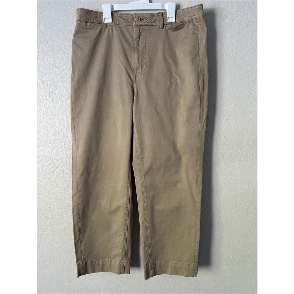 Like New! EVERLANE High Rise Straight Leg Pants Khaki in Size 14